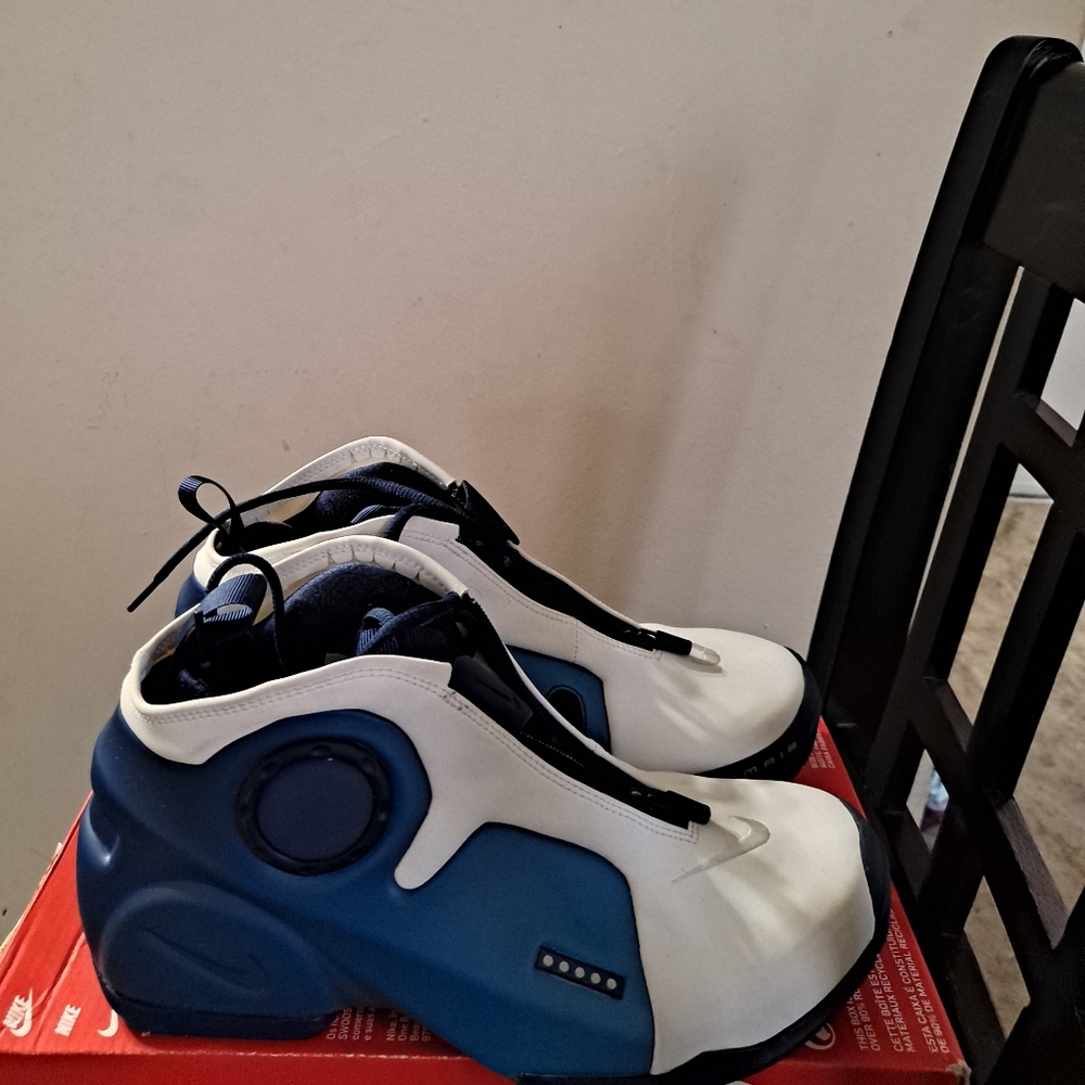 Nike Air Flightposite